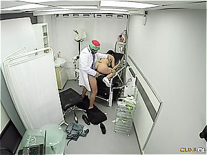 super-naughty patient gets smashed by the gynecologist